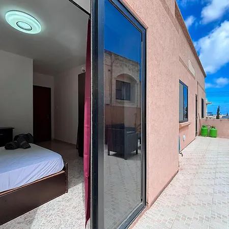 Casa Morella Villa San Ġiljan